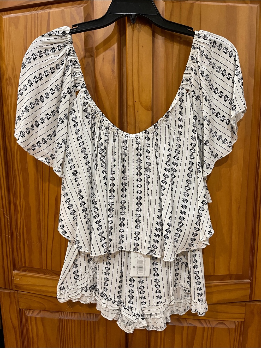 New! Body Glove Resort Women's W&B Floral Peasant Blouse W~ Matching Shorts